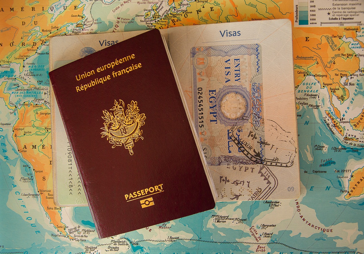 Moving Abroad: A Guide to a Successful Transition
