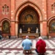 Understanding Local Religious Practices in the UK: A Field Guide for Expatriates