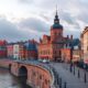 Expatriation in Romania: Pros and Cons