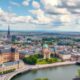 Professional Networking Abroad: Success in the UK
